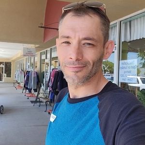 Meet your Posher, Gregory